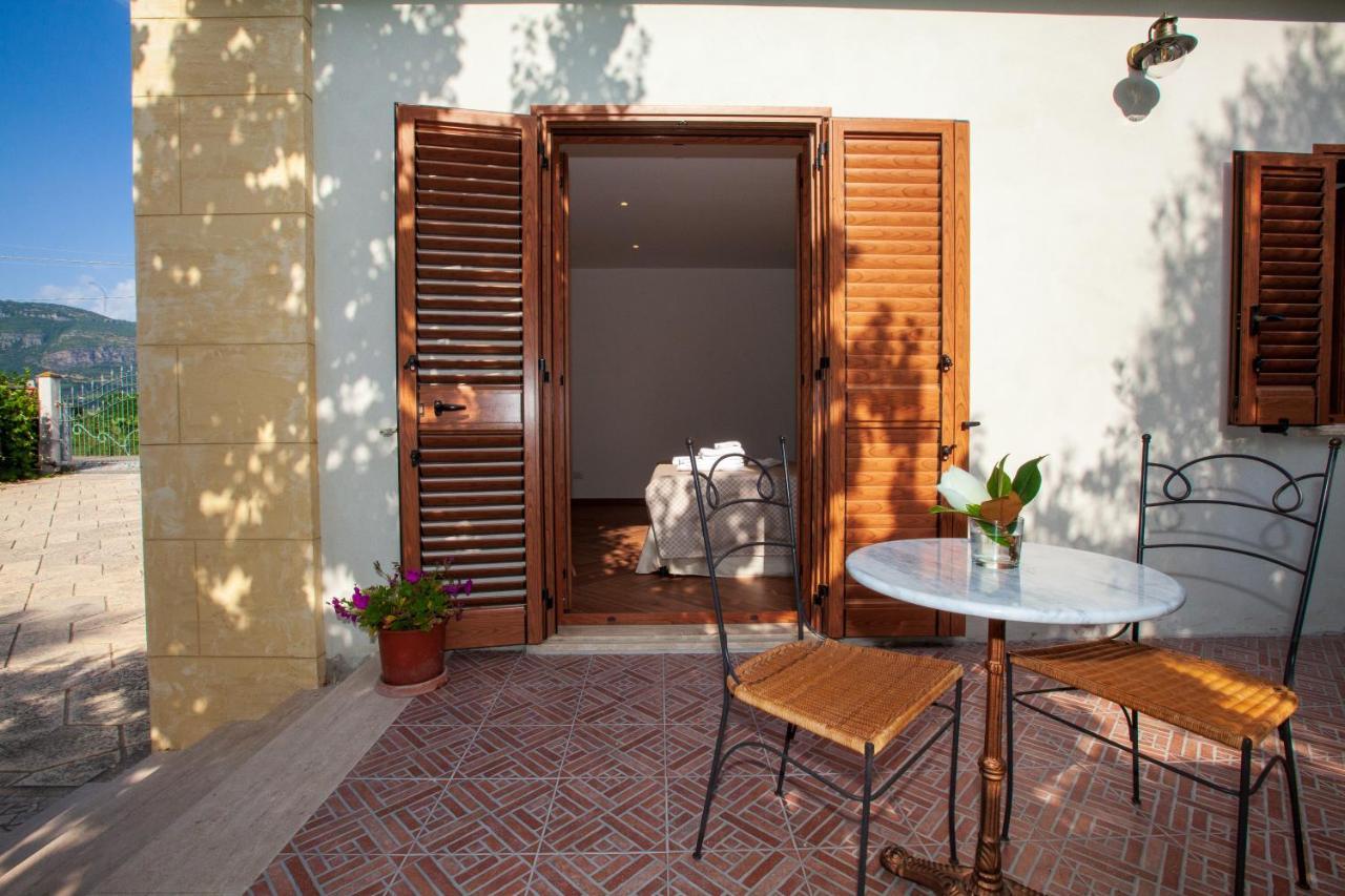 B&B Le Dee Di Paestum Eksteriør bilde